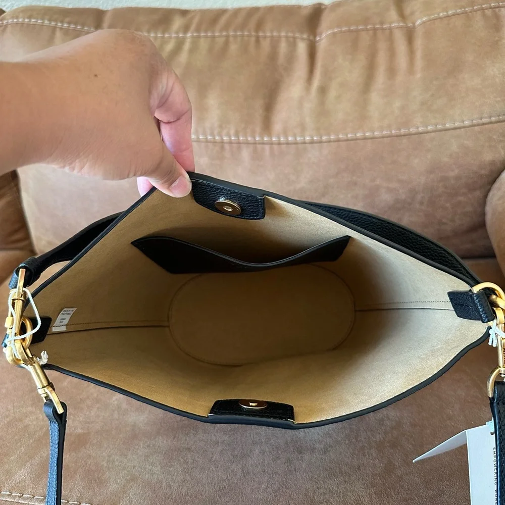 Tory Burch McGraw Bucket Bag - Picture 10 of 14